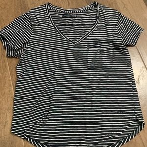 Women's Abercrombie and Fitch T-Shirt